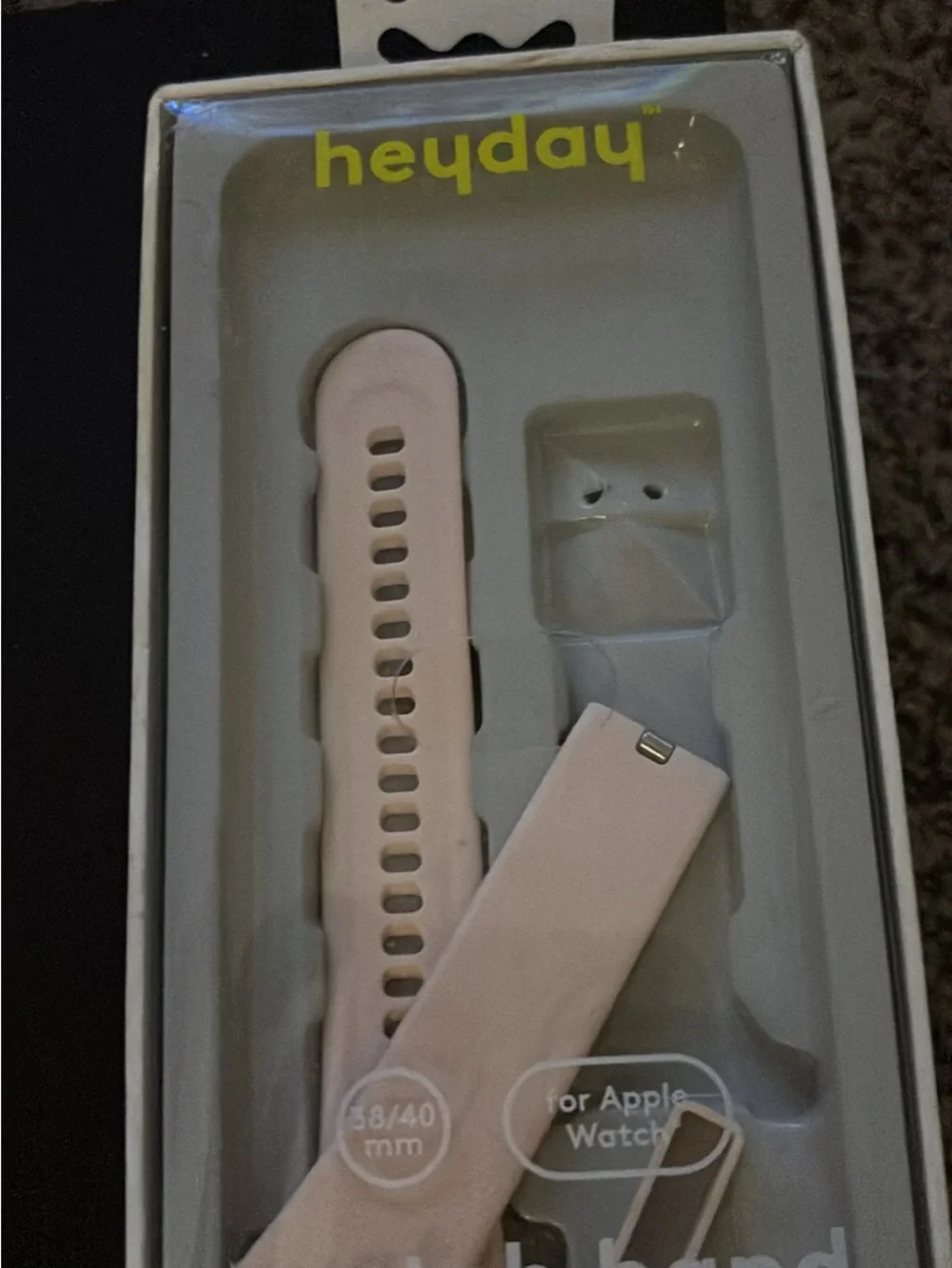heyday Light Pink Silicone Watch Band Replacement & earbud case cover